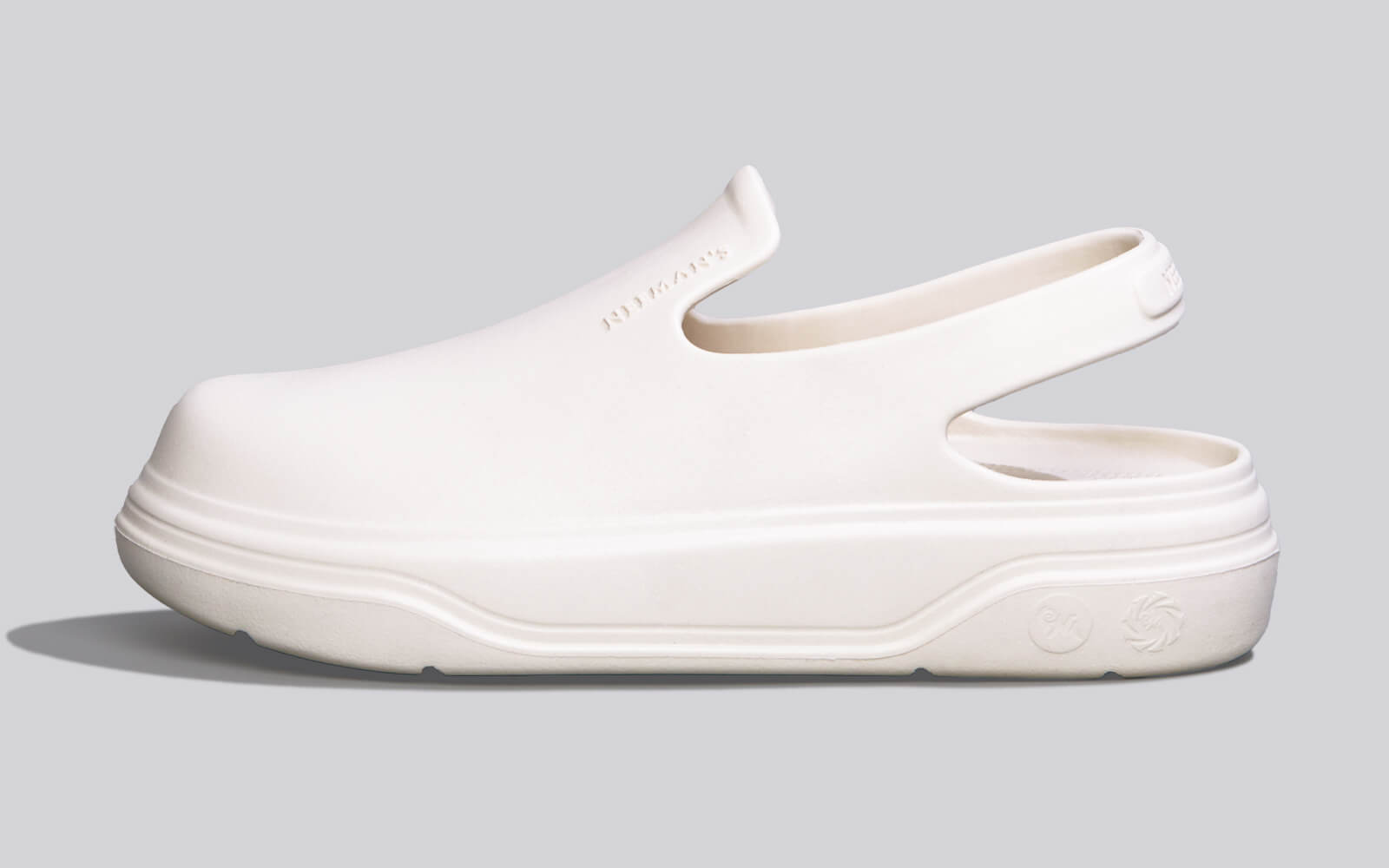 Cushers Clogs For Women : Ivory White