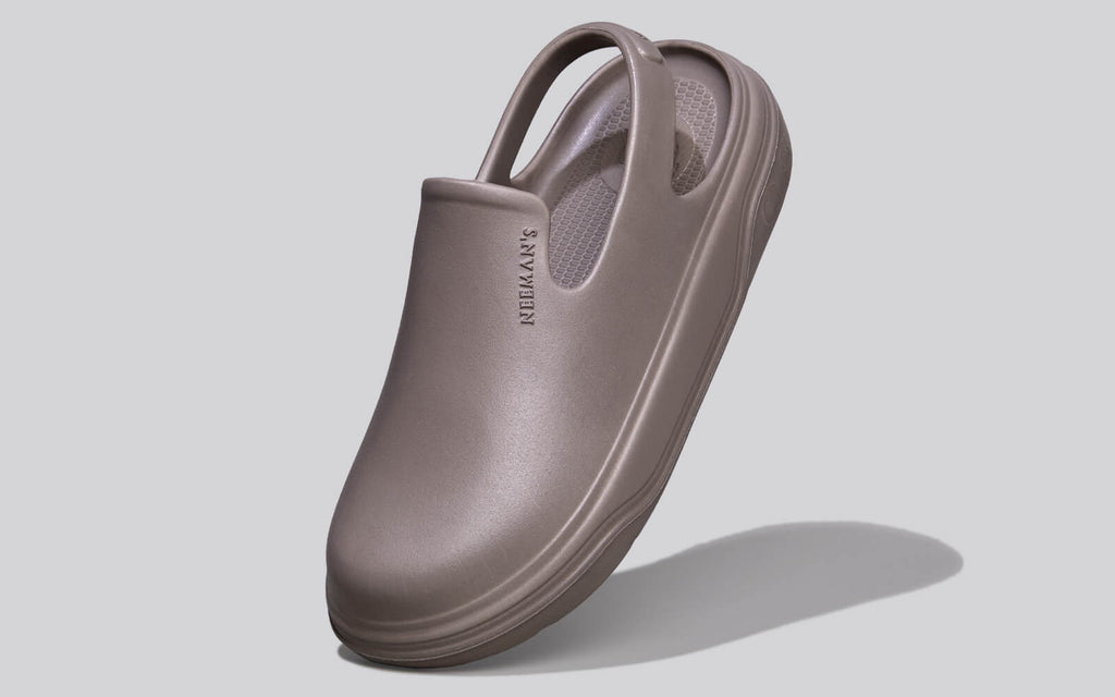 Cushers Clogs For Women : Goat Grey