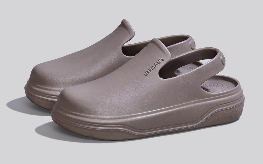 Cushers Clogs For Women : Goat Grey