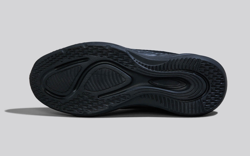 Max Cushy Slip Ons : Black