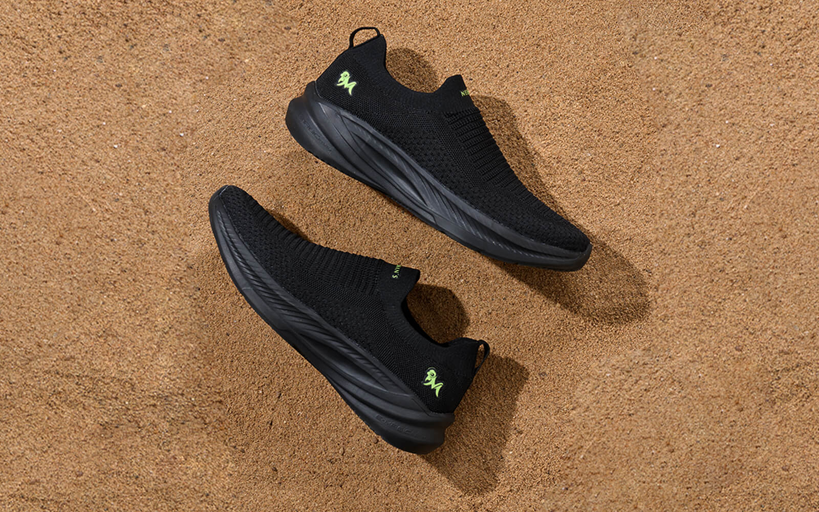 Max Cushy Slip Ons : Black